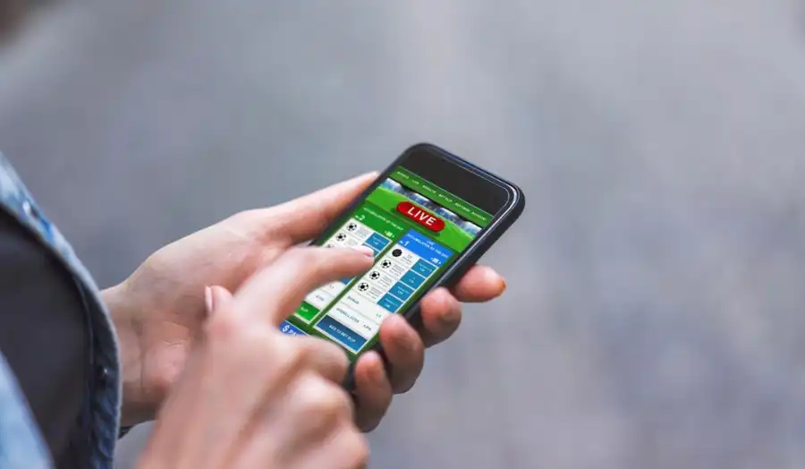 One of the key aspects of live betting odds is their dynamic nature